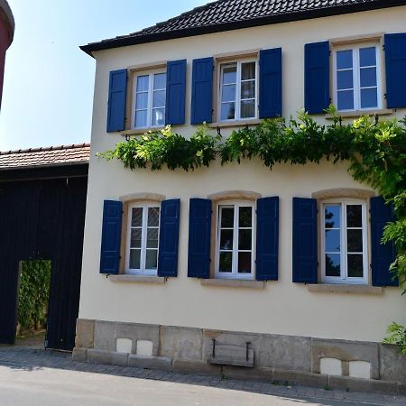 Gaestehaus & Weingut Gehrig Weisenheim am Sand Exterior foto
